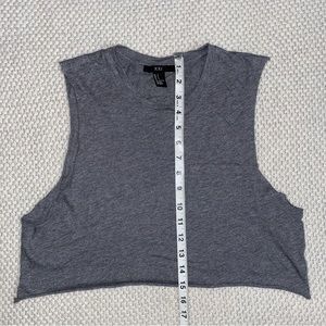 Muscle Tee Crop Top